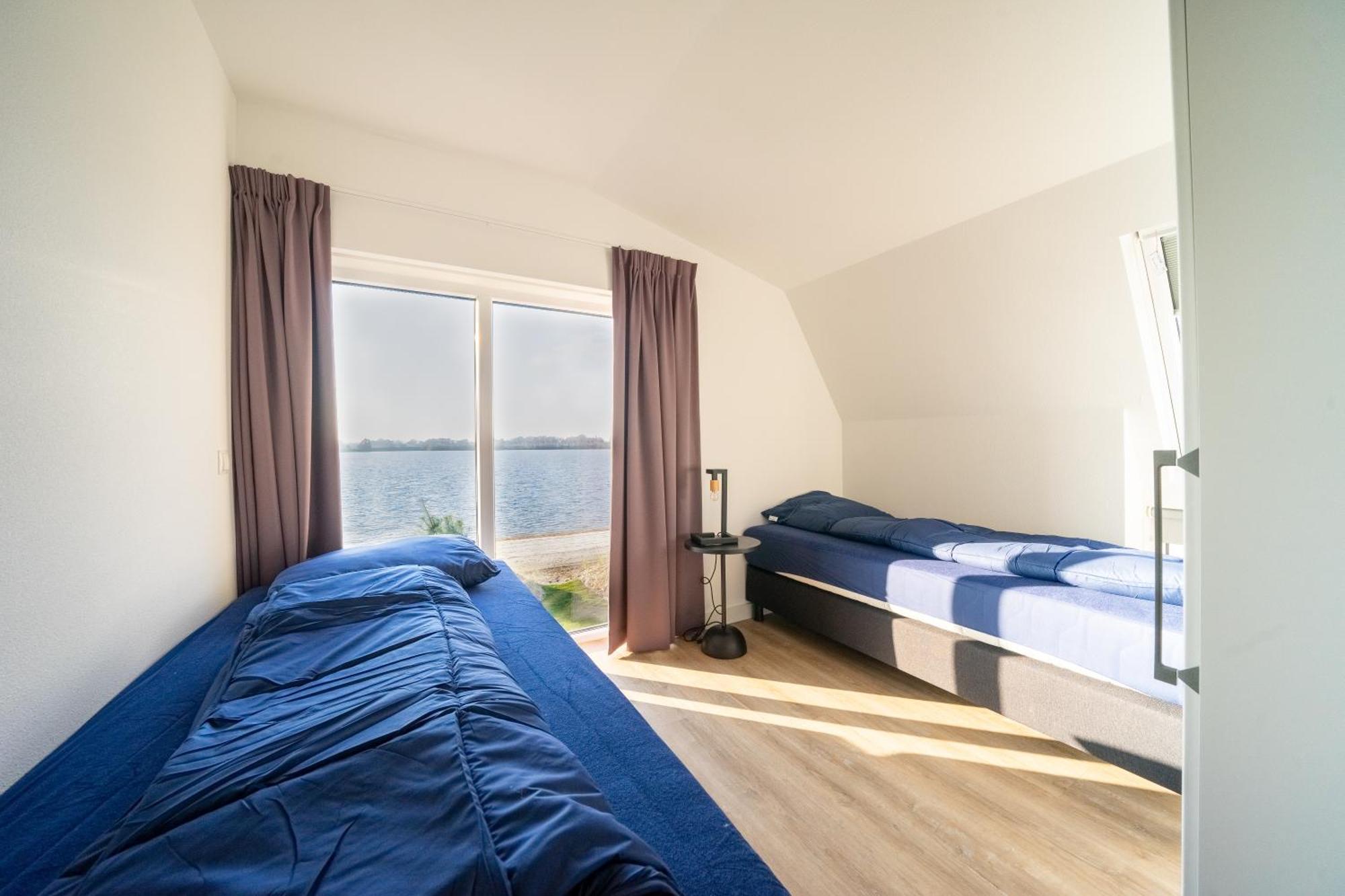 Europarcs De Kraaijenbergse Plassen Linden 객실 사진