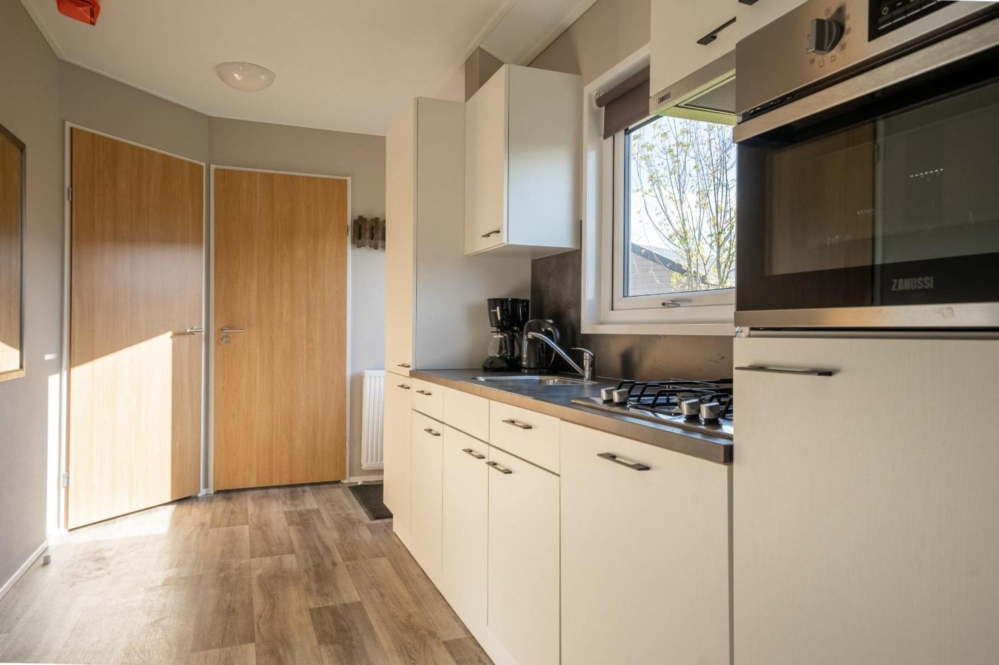 Europarcs De Kraaijenbergse Plassen Linden 객실 사진